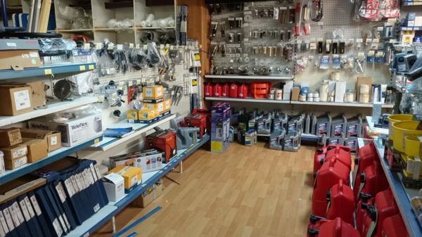 Huiles, Nourices,Cables cde,...